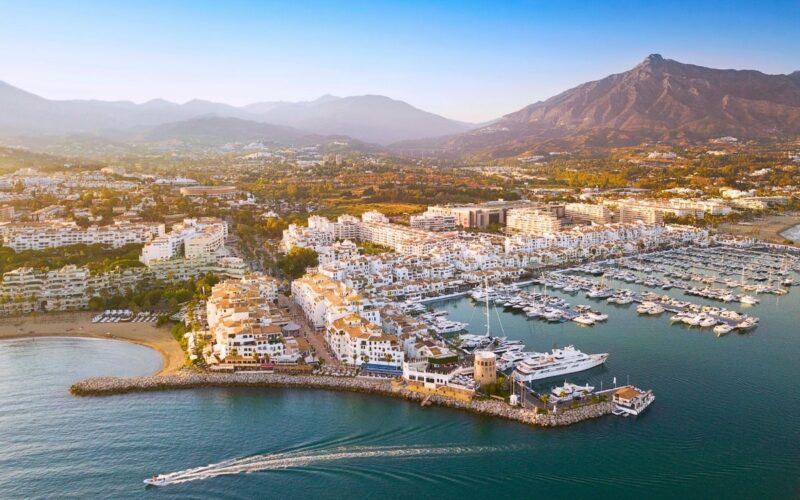 Cea mai răcoroasă destinație din Spania. Unde mergi pentru un climat mediteranean și plaje de lux