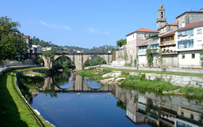 Descoperă trecutul orașelor din Spania. Ribadavia te trimite în Evul Mediu
