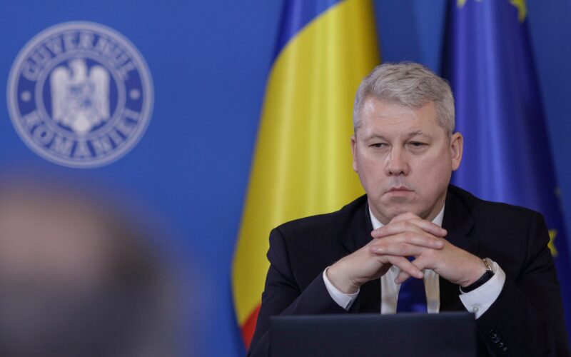 Predoiu: Aderarea la Schengen nu schimbă regulile privind returnarea migranților ilegali. Cum au decurs negocierile cu oficialii austrieci