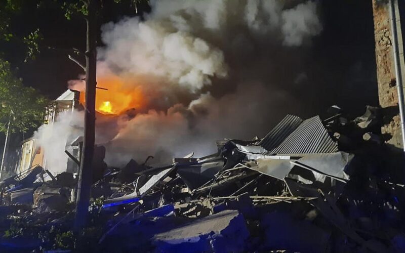 Cel puţin 11 morţi în bombardamente ruseşti de la Harkov