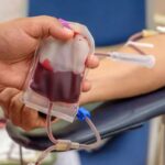 Număr-record de donatori de sânge la Centrele de Transfuzii. Motivul: Majorarea tichetelor de masă. Ce spun psihologii