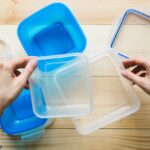Plasticul toxic pe care îl găsim în cele mai banale produse. Avertismentul unui medic: „Atenție la ce consumăm!”