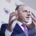 Geoană încă evită să spună dacă va candida sau nu la prezidențiale. Când va putea da un răspuns