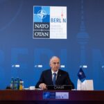 Mircea Geoană, despre alegeri :”Sper ca românii să se gândească mai puţin la culoarea politică a candidaţilor şi să pună accent mai degrabă pe calitatea oamenilor”