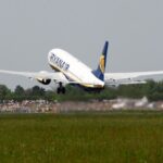 Un zbor Ryanair de la Manchester la Londra, redirecționat către Budapesta din cauza furtunii Isha