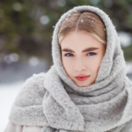 Cum Să Porţi Fularul Sau Eşarfa în Sezonul Rece