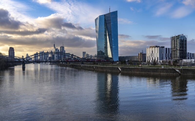 BCE cere intensificarea rezilienței financiare la nivelul UE /Riscurile cibernetice sunt ”o amenințare globală”