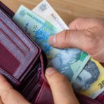 Românilor le va fi tot mai greu să-și plătească ratele. Avertismentul BNR