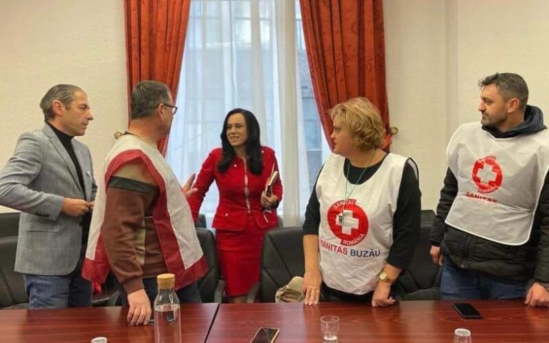 Sindicaliştii Sanitas au obţinut creşterea cu 15% a salariilor de bază, în două tranşe, martie şi iunie