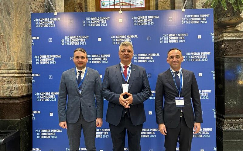 În ce destinații exotice au mers politicienii în 2023, pe banii statului. Deplasări oficiale, din Uruguay până Angola