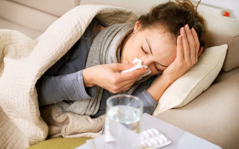 Alertă medicală la o substanță periculoasă din unele medicamente. Medic: „Românii le înghit în cantități impresionante”