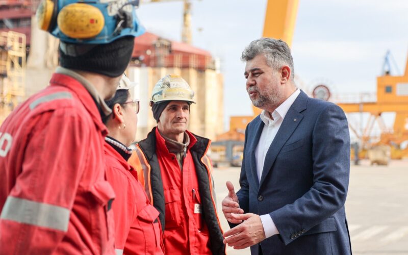 Ciolacu solicită „extinderea accelerată a învăţământului dual”. Mizele demersului