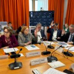 Eliminarea taxării cu 10% a concediilor medicale, votată în unanimitate în comisiile de la Senat