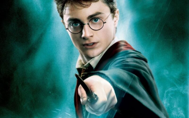 Arma cu care un fan Harry Potter a amenințat într-un hotel din Marea Britanie. Reacția polițiștilor