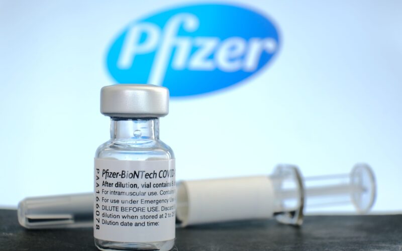 Procesul intentat de Pfizer statului român: A fost aleasă compania de avocatură care va reprezenta România