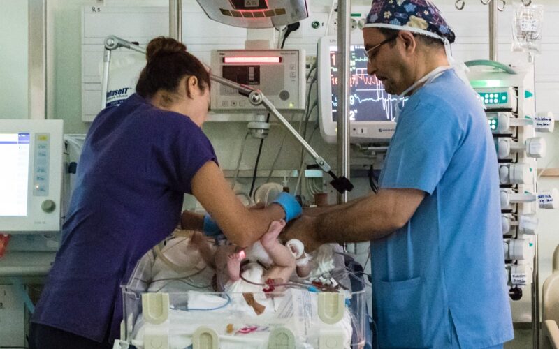 Alexandru Popa, fondatorul Asociației „Inima Copiilor“: „Să dezvoltăm Cardiochirurgia pediatrică. 98% din cazuri trebuie tratate în țară“