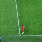 Cum a reacționat Elias Charalambous când a văzut că Nana Antwi a luat roșu și a început să plângă