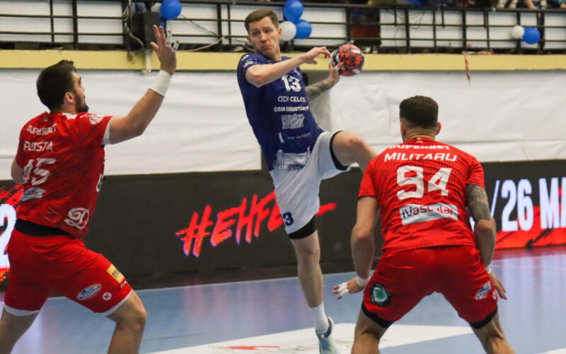 Dinamo s-a calificat în play-off-ul pentru sferturile EHF European League, după ce a învins-o pe CSM Constanța și în deplasare cu 33-25!