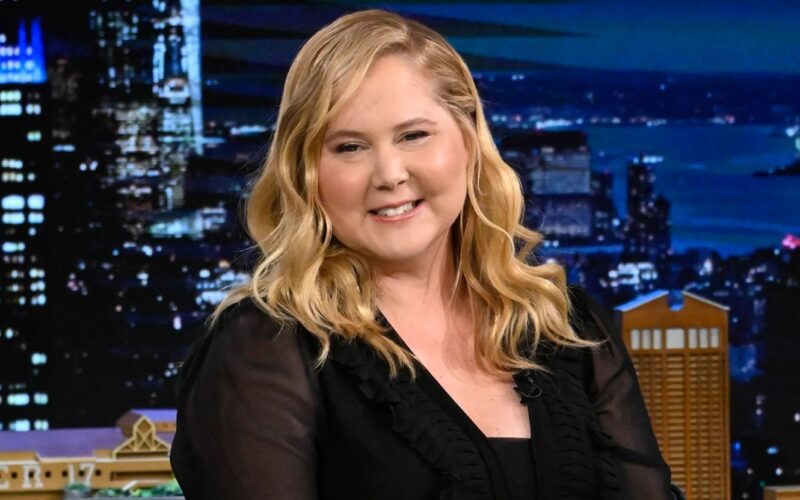 Amy Schumer a fost diagnosticată cu sindromul Cushing