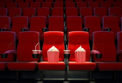 Scaunele de la cinema ascund circa 1.900 de colonii de bacterii