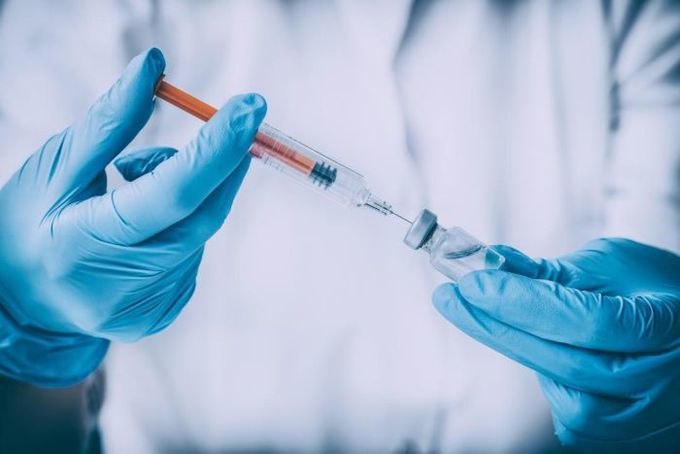 Cercetătorii americani au identificat noi anticorpi care ţintesc „partea întunecată” a unei proteine a virusului gripal