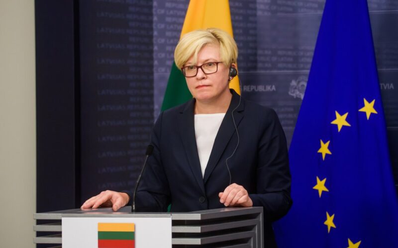 Lituania se va alătura planului ceh prin care să fie crescut stocul de artilerie al Ucrainei