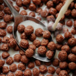 Cerealele zaharoase și batoanele de ciocolată te pot face deprimat