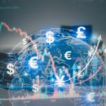 Politica monetară strictă ar putea continua câțiva ani, în contextul tensiunilor geopolitice persistente