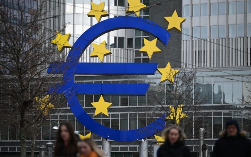 Inflația A ÎNCETINIT în zona euro, dar BCE va menține politica monetară strictă până la stabilizarea prețurilor