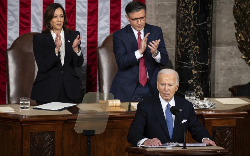 Discursul combativ și pasional al lui BIDEN despre Starea Națiunii este un apel adresat bazei electorale