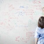 IQ-ul tinerilor stagnează încă din anul 2000. Care sunt cauzele