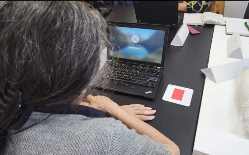 EDUCAȚIE digitală pentru seniorii României. CURSURI gratuite