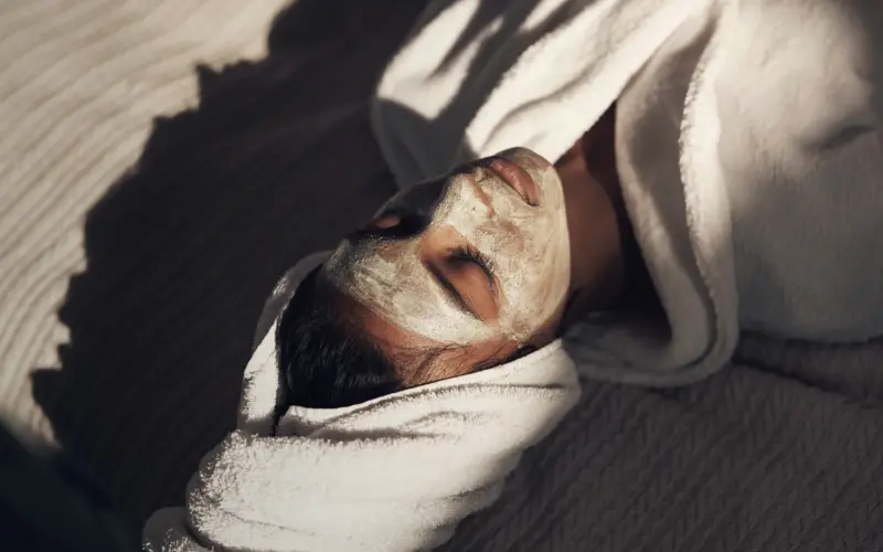 Trendul „morning shed” de pe TikTok afectează sănătatea