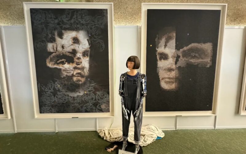 Inteligența artificială creează artă. Suma uriașă cu care s-a vândul primul tablou realizat de un „pictor” robot
