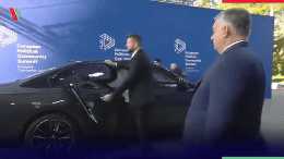 Speculaţii privind motivul pentru care Klaus Iohannis l-a tratat cu spatele pe Viktor Orban. Explicațiile poliției maghiare