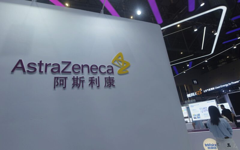 AstraZeneca, afectată puternic de arestarea președintelui filialei din CHINA /Anchetele vizează FRAUDE cu asigurări medicale și importuri ilegale