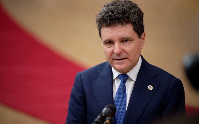 Nicușor Dan critică blocajul Ungariei privind sprijinul pentru Ucraina: „E inacceptabil”