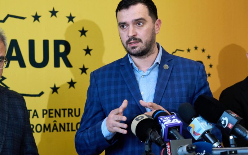 AUR cere demisia lui Raed Arafat: „Românii au fost din nou supuşi unui spectacol grotesc de panică naţională”