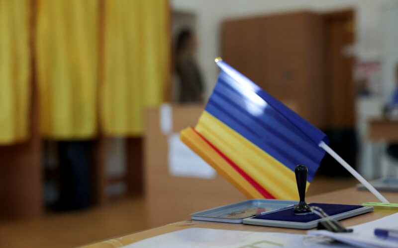 AEP anunță data desemnării președinților secțiilor de votare pentru alegerile din 7 decembrie