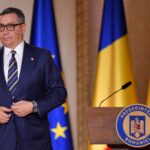 CV-ul unui alt ministru USR, ironizat de Victor Ponta: „A făcut o facultate la București și alta la Târgu Jiu, în același timp”