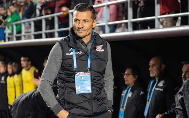 „Îi felicit! Sunt bucuros de joc”