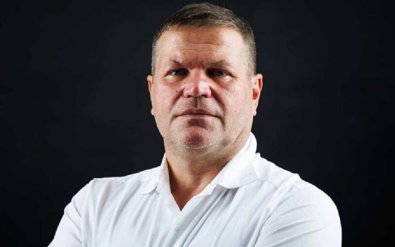 Medic chirurg din Galați, certat de un pacient pentru că l-ar fi operat prea repede, iar AI-ul i-a zis că trebuia să dureze mai mult