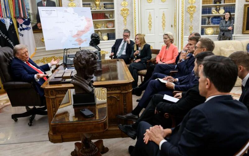 The New York Times dezvăluie cum liderii europeni au aflat din presă despre planul de pace al lui Trump pe Ucraina. „Coaliția voinței” a devenit „coaliția celor care așteaptă”