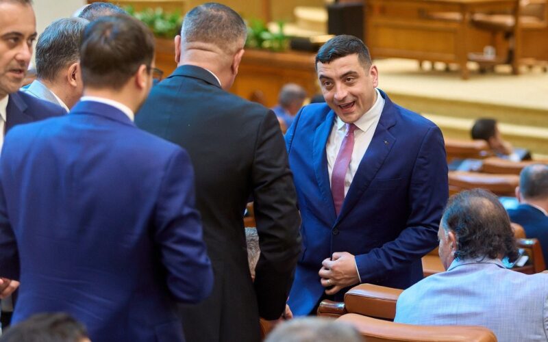 Calculele lui Simion pentru a da jos Guvernul Bolojan: „Cade doar dacă iese Anca Alexandrescu”