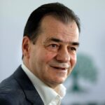 Ce i-a răspuns Orban unui internaut curios dacă își vopsește sprâncenele