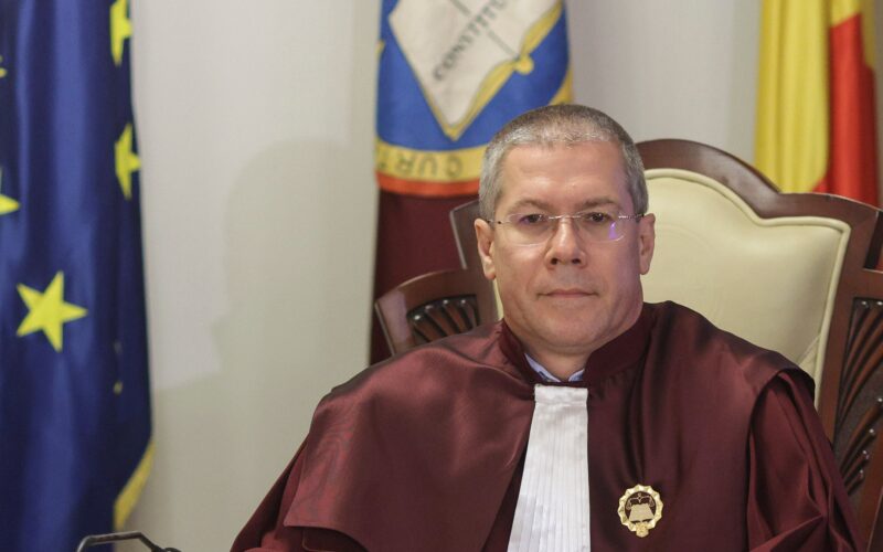 „Sunt victimă colaterală”. Judecătorul CCR Dacian Dragoș vorbește despre atacul politic al AUR și avertizează că ținta reală poate fi Nicușor Dan