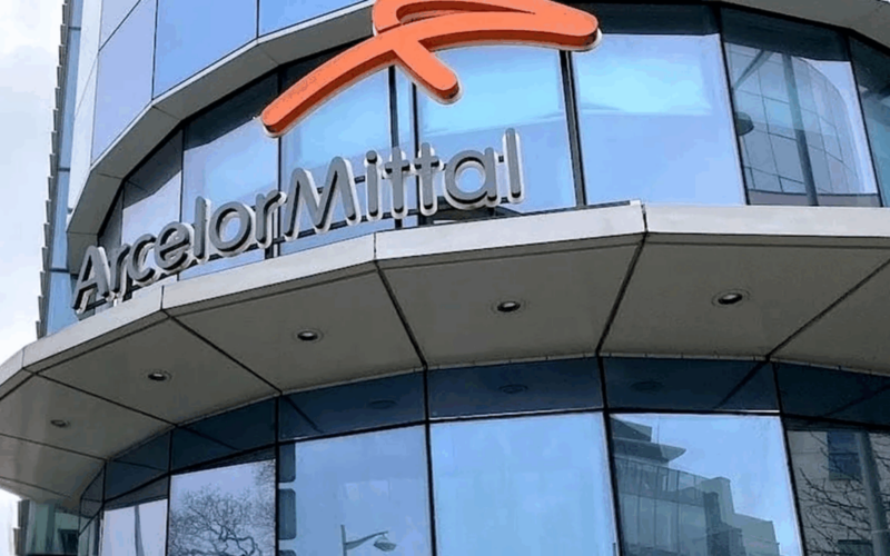 Combinatul Siderurgic Hunedoara a fost achiziționat de omul de afaceri Umbrărescu. Tranzacție de 12,5 milioane de euro.