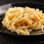 Cum se prepară cele mai cremoase paste Quatro Formaggi, în 30 de minute. Lista cu ingredientele necesare