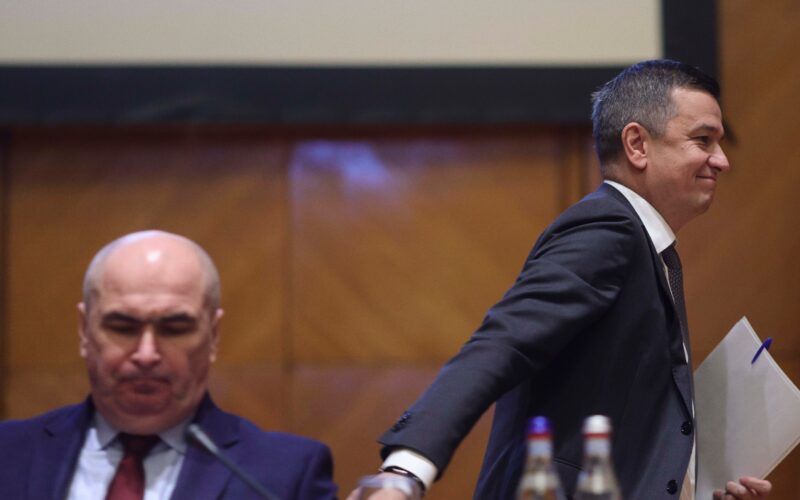 Tensiuni fără precedent în coaliția de guvernare. Cum ar putea PSD să scape de Bolojan