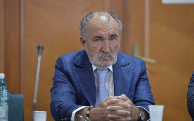 Brașovul va avea una dintre cele mai mari baze sportive dedicate pregătirii copiilor, cu sprijinul lui Ion Țiriac